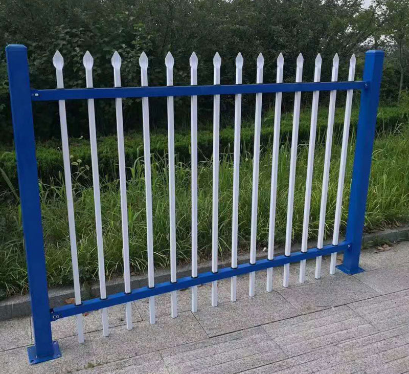 雙橫梁鋅鋼護(hù)欄